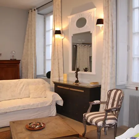 Le Loisy アパート *